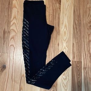 Lululemon WUP size 6